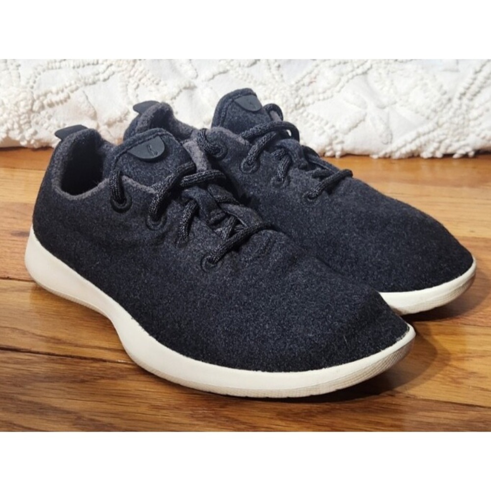 Allbirds Womens Wool Runner Size 9 Black Minimalist Quiet Luxury Comfort 0419NV1